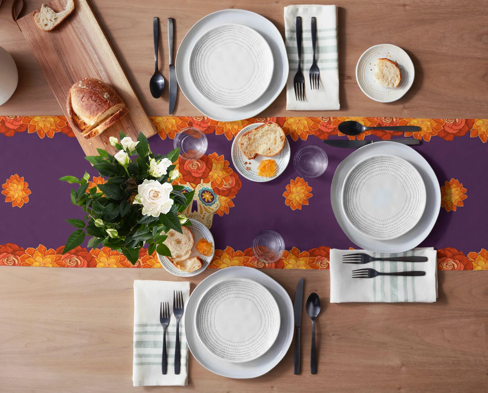 Mexican Day of The Dead Skull  - огляд і ціна Linen Table Runner